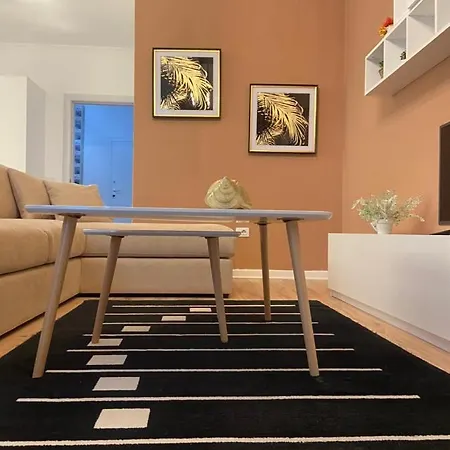 Apartment City Center& Sea View Durres